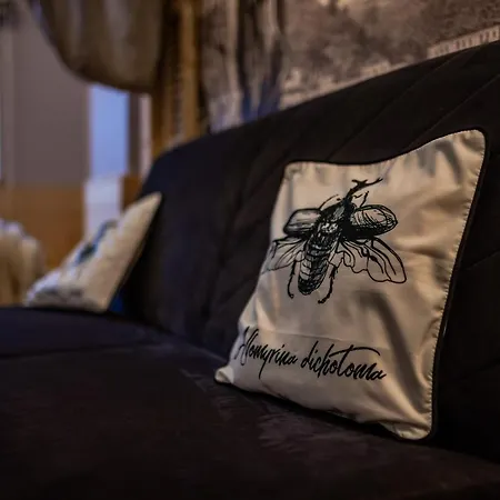 Art Z Bezplatnym Miejscem Postojowym W Hali Garazowej Lägenhet *