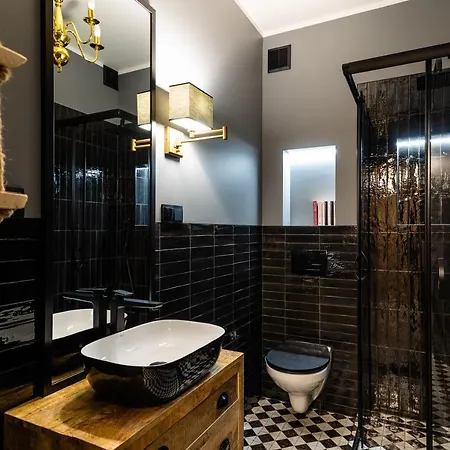 Art Z Bezplatnym Miejscem Postojowym W Hali Garazowej Karpacz