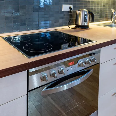 Art Z Bezplatnym Miejscem Postojowym W Hali Garazowej * Karpacz